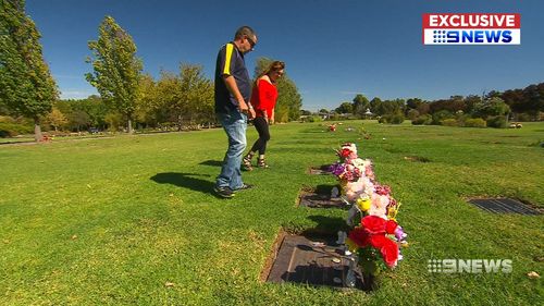 Steven Egberts and Janet Wells visit Enfield Memorial Park twice a week, to remember six-year Amber Rigney and five-year-old Korey Mitchell. (9NEWS)