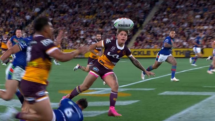 NRL preliminary final, Brisbane Broncos vs New Zealand Warriors at Lang  Park - ABC News