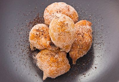Justine Schofield's sfinci Sicilian doughnuts stuffed with coffee ricotta