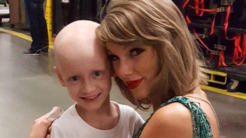 Young girl so thrilled to meet Taylor Swift that she can't tell if it's a 'dream or for real'