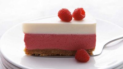 <a href="http://kitchen.nine.com.au/2016/12/15/12/43/neil-perrys-raspberry-and-yogurt-mousse-cake" target="_top">Neil Perry's raspberry and yogurt mousse cake</a>