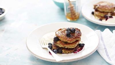 Recipe: <a href="http://kitchen.nine.com.au/2017/02/16/07/54/banana-blueberry-and-almond-pancakes" target="_top">Banana, blueberry and almond pancakes</a>