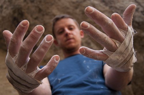 At the age of 21, Tommy Caldwell, a climbing prodigy was taken hostage by rebels in Kyrgyzstan. Shortly after, he lost his index finger in an accident, but resolved to come back stronger.