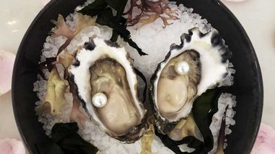 Bistro Remy's South Sea Pearl entree - RRP $3,200<br />
<a href="http://www.langhamhotels.com/en/the-langham/sydney/dining/bistro-remy/" target="_top">The Langham - Bistro Remy</a>