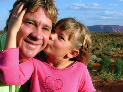 Steve Irwin with his daughter Bindi Irwin October 2, 2006 in Uluru, Australia. 