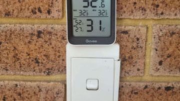 A photo of a temperature tracker in the Better Renting study showing the current reading of 32.6°C.