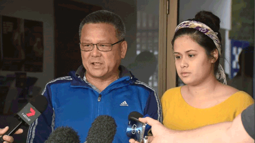 Belinda Lee's husband and two daughters appealed for the missing Gold Coast woman to come home. (9NEWS)