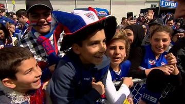 Bulldogs fans turn out in droves for training session