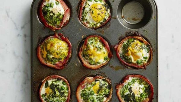 Green bacon and egg cupcake