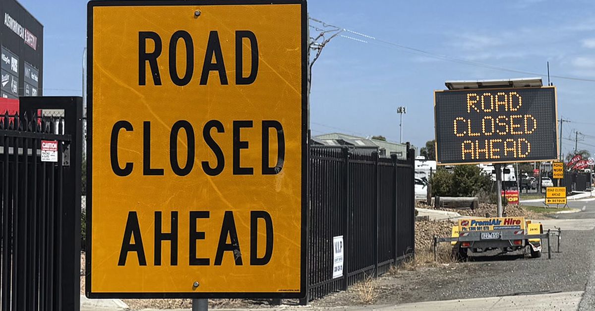 Dragging Melbourne roadworks threaten to put locals out of jobs