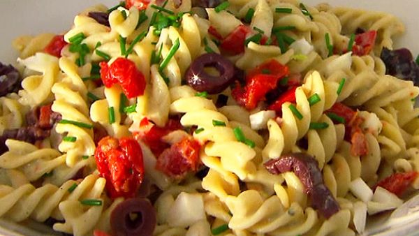 Josh Kennedy's basil pesto hommus pasta salad