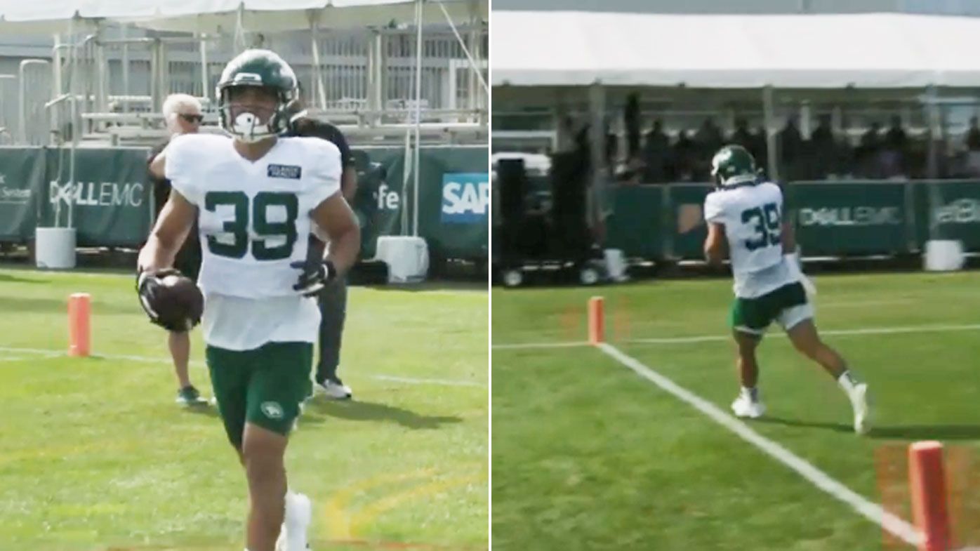 Philadelphia Eagles' Jordan Mailata participates in a drill during the NFL  football team's training camp, Thursday, Aug. 3, 2023, in Philadelphia. (AP  Photo/Matt Slocum Stock Photo - Alamy