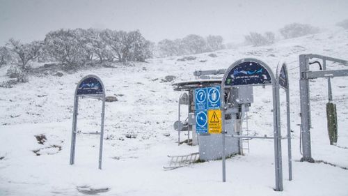 Perisher said the resort is experiencing 'big flakes' of snow.