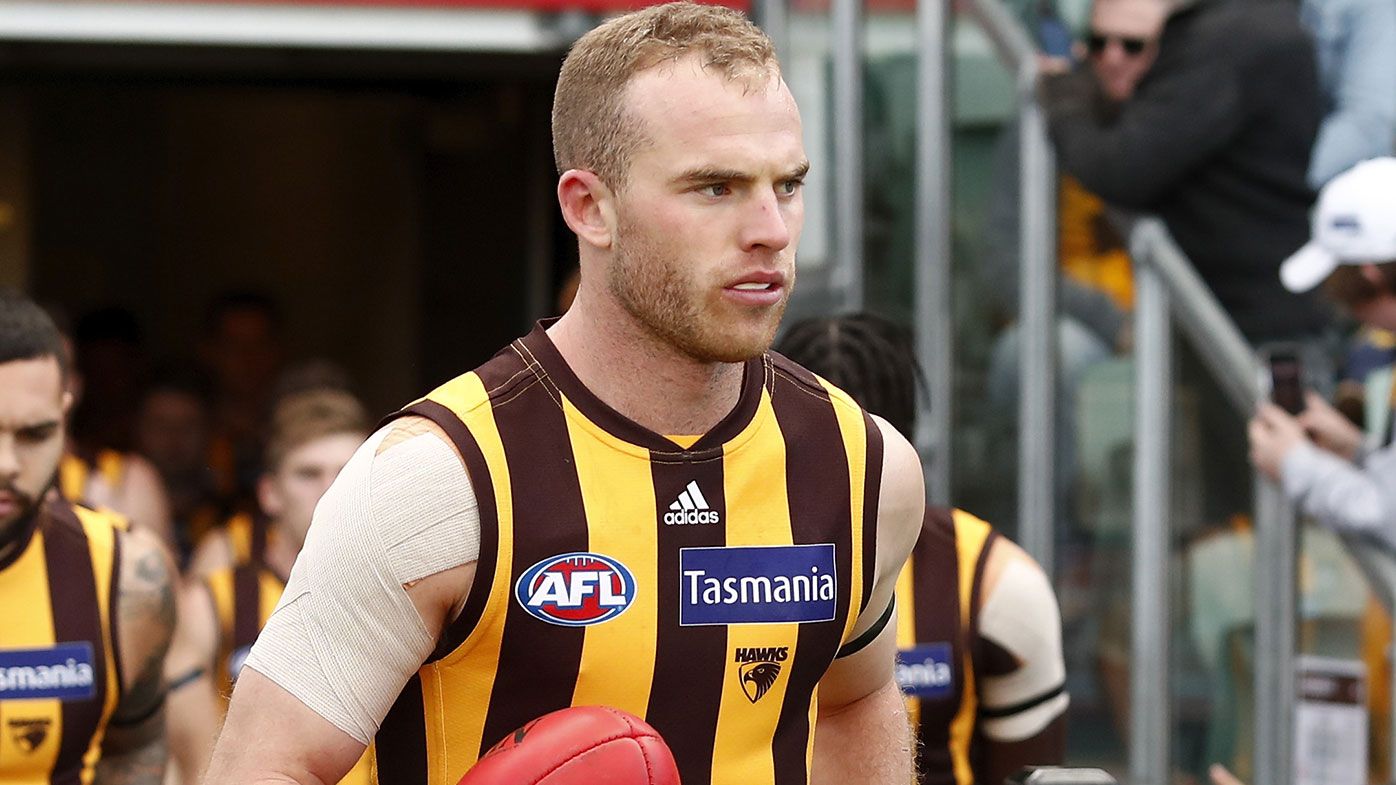 Hawthorn's Tom Mitchell open to a trade to another Victorian club