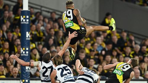 Shai Bolton of the Tigers marks during the round eight AFL match between the Richmond Tigers and the Geelong Cats at Melbourne Cricket Ground on May 07, 2021 in Melbourne, Australia. (Photo by Quinn Rooney/Getty Images)