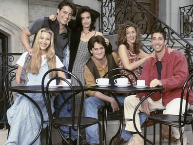 FRIENDS -- Lisa Kudrow as Phoebe Buffay, Matt LeBlanc as Joey Tribbiani, Courteney Cox Arquette as Monica Geller, Matthew Perry as Chandler Bing, Jennifer Aniston as Rachel Green, David Schwimmer as Ross Geller