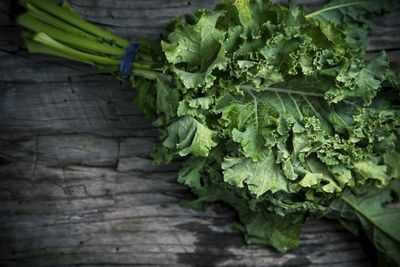 <strong>Kale (and other leafy greens)</strong>