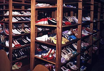 Which dictator's wife left thousands of pairs of shoes behind when they fled into exile?