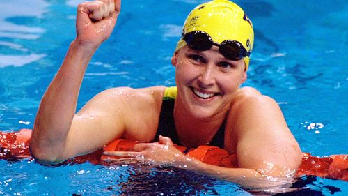 Susie O'Neill after winning gold in the 200m freestyle at the Sydney 2000 Olympics.