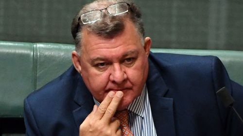 Liberal backbench MP Craig Kelly has warned his party colleagues not to break ranks and cross the floor. (AAP)