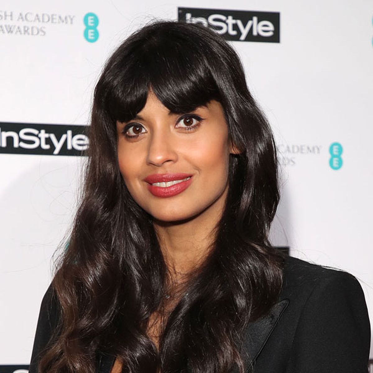 Jameela Jamil's anti-airbrushing campaign isn't the answer.