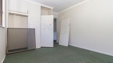 Russell Island listing ugly renovation Domain house Queensland