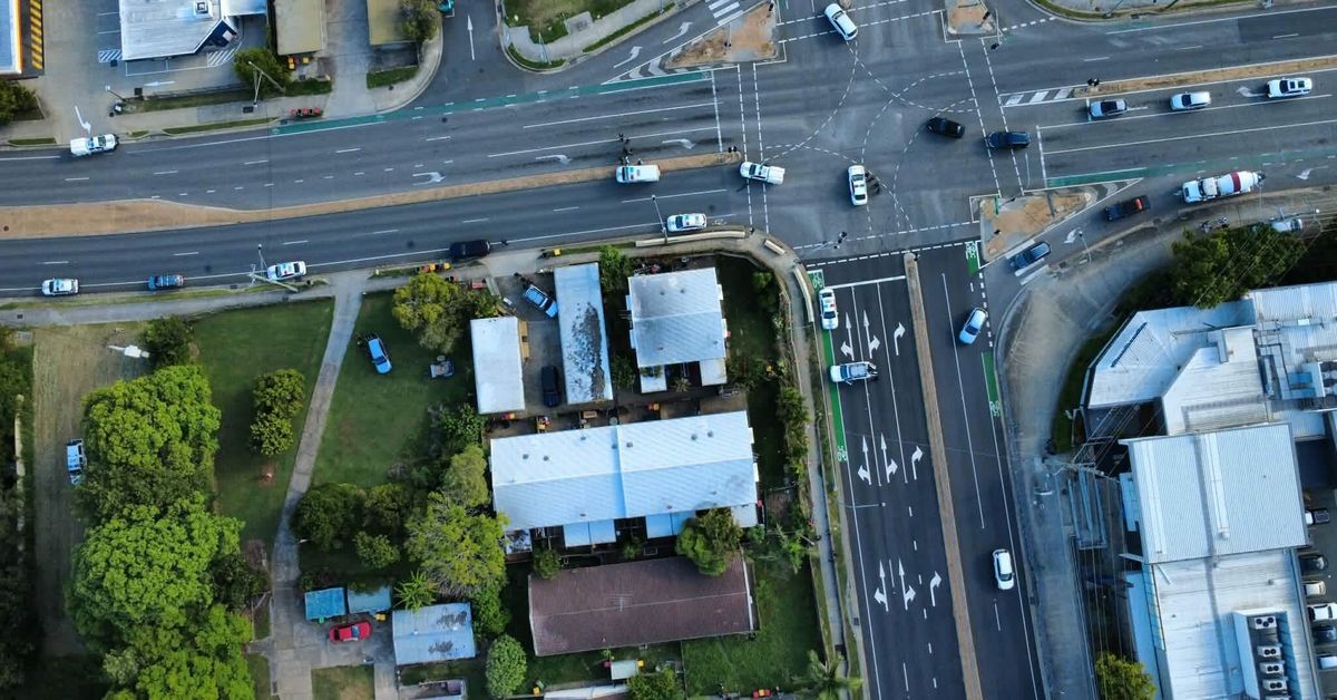 Man arrested after parts of Ipswich sent into lockdown