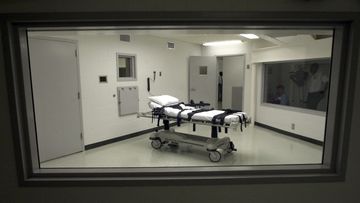 FILE - Alabama&#x27;s lethal injection chamber at Holman Correctional Facility in Atmore, Ala., is pictured in this Oct. 7, 2002 file photo. Kenneth Smith, 58, is scheduled to be executed Jan. 25, 2024, at a south Alabama prison by nitrogen gas, a method that has never been used to put a person to death. The 11th U.S. Circuit Court of Appeals will hear arguments Friday, Jan. 19, in Smith&#x27;s bid to stop the execution from going forward.  (AP Photo/File)