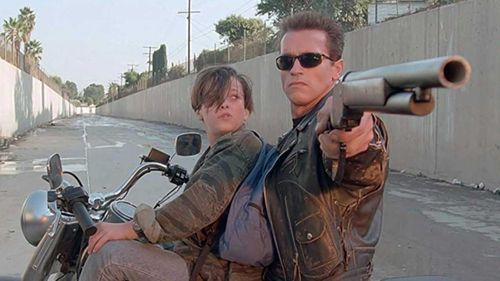 Terminator 2 : Le Jugement dernier est l'un des films d'action les plus populaires des années 1990.