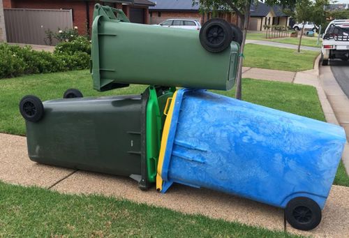 Wagga Council is transitioning to a new waste collection service (FACEBOOK)