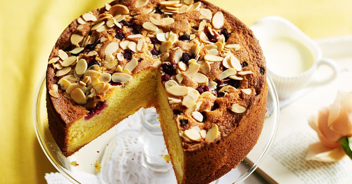 Raspberry and custard tea cake - 9Kitchen