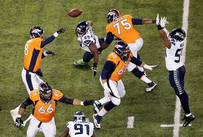 Manning's offence struggled against the Seahawks defence.