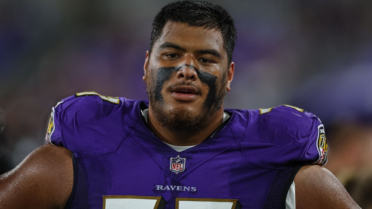 Baltimore Ravens select Daniel Faalele from Melbourne Australia, National  Football League, Minnesota Golden Gophers football, Baltimore Ravens