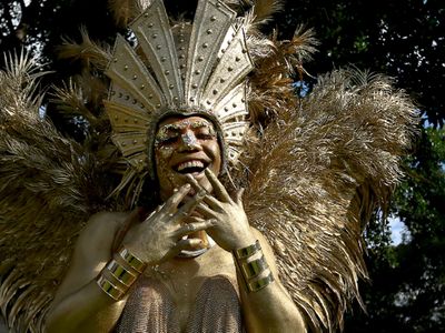 Mardi Gras 2022 parade kicks off