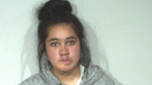 New photo released of missing Victorian teenager