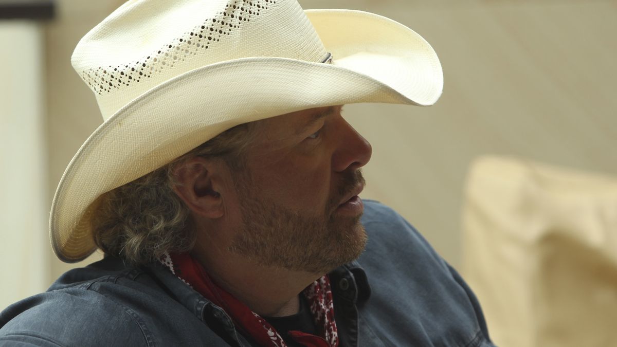 Country singer Toby Keith dies at 62 after battle with stomach cancer