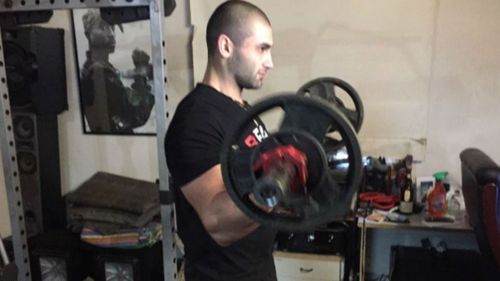 Jamil Mokbel working out after chasing down car thieves. (9NEWS/Christine Ahern)