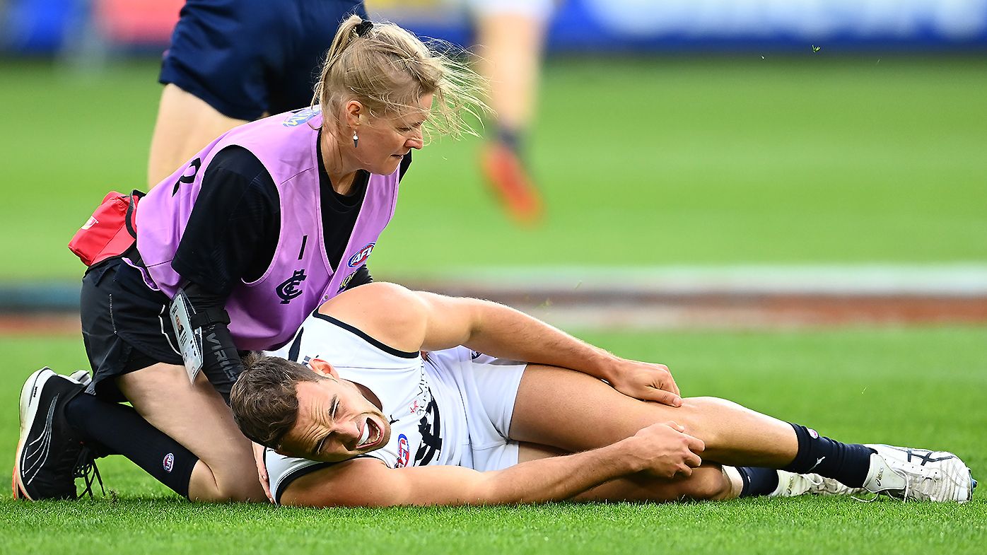 David Cunningham suffers horrific knee injury as Carlton's finals hopes fade against Melbourne