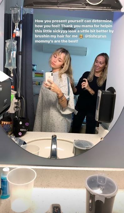 Miley Cyrus, hospital, tonsillitis, selfies, Instagram, mum, Tish Cyrus