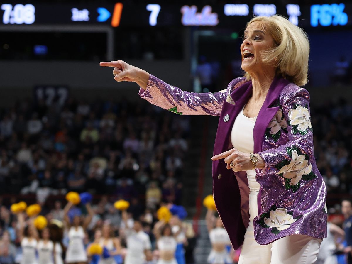 2025 news basketball NCAA march madness LSU coach slammed for rude comments