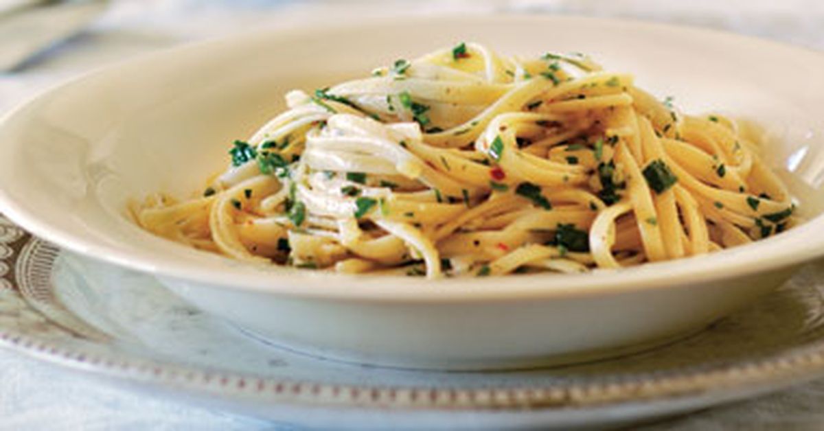 Linguine with ginger, garlic and chilli - 9Kitchen