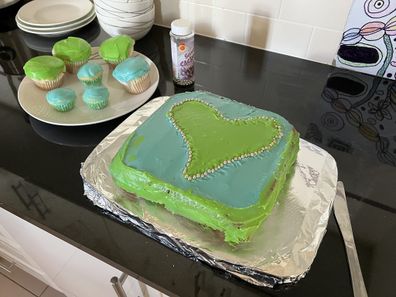 Homemade butter cake heart decoration