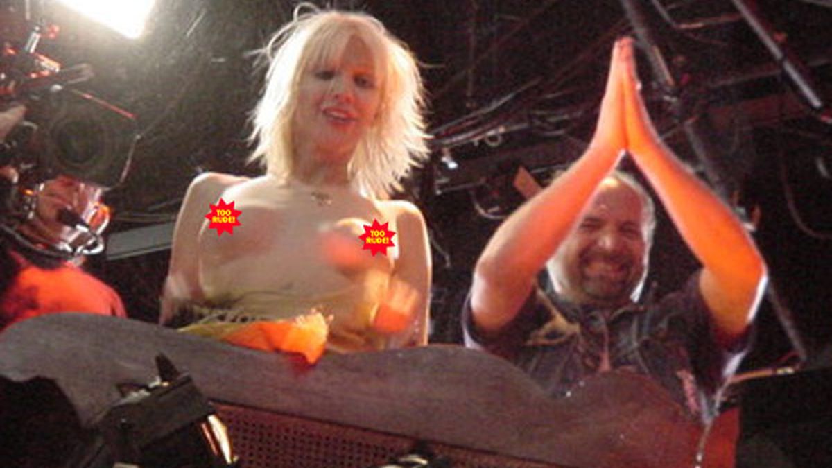 Courtney love tits