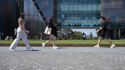 General scenes of students on Sydney University campus. (Picture: AFR /Louie Douvis)