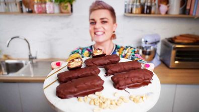 Jane de Graaff's simplest ever, five-ingredient, healthier snickers bars