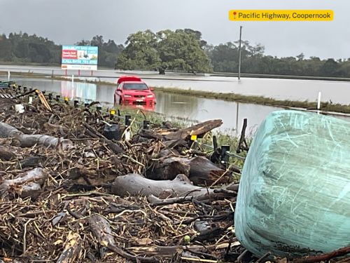 Images from the cleanup at the Pacific Highway, COopernook. 