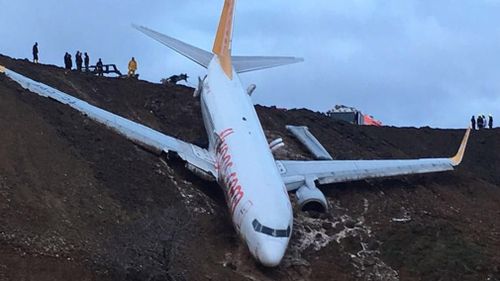 The incident late yesterday created panic among the 162 passengers on board Pegasus Airlines flight. (AAP)