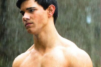 Gay rumours have dogged Taylor Lautner (aka super-ripped werewolf, Jacob) since he made waves, and took off his shirt a thousand times, in <i>New Moon</i>. According to <i>US</i> magazine, Lautner recently set the record ... well, straight. As if the trail of broken hearts, including <i>Abduction</i> co-star Lily Collins, wasn't evidence enough ...