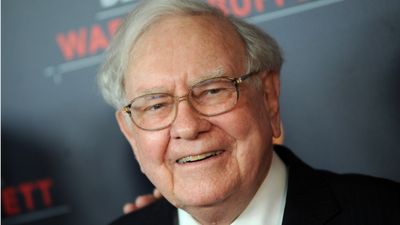 6. Warren Buffett ($163.70 billion)