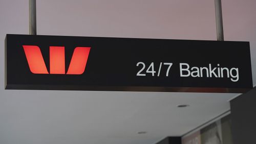 The Westpac glitch has affected 40,000 customers.